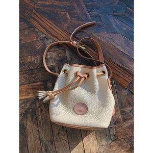 Vintage✨Dooney & Bourke Bag
